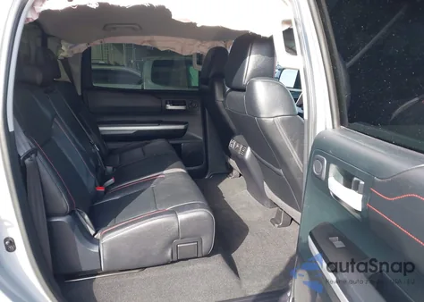 2017 Toyota Tundra Trd Pro 5.7L V8 z USA, uszkodzony, nr VIN 5TFDW5F16HX584940